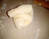 Foto del paso 7 de la receta: Cuernitos de grasa