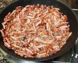 Foto del paso 3 de la receta: Espaguetis con tomate al crocante de bacon