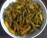 A picture of step 4 of Aloo Beans.