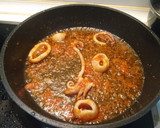 Foto del paso 2 de la receta: Arroz y marisco sin fumet ni base de pescado