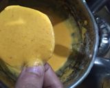 A picture of step 3 of Aloo pakora.