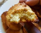 A picture of step 8 of Vanilla Rock Muffins.