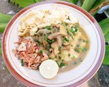 Foto langkah ke 6 dari resep Bubur Ayam Kuah Rica versi Jamur Kancing dan Jamur Shitake.