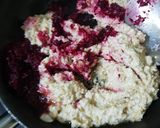 A picture of step 1 of Lali Halwa.