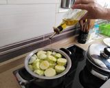 Foto del paso 2 de la receta: Crema de calabacín