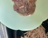 รูปขั้นตอนการทำที่ 2 ของ เขียวหวานตีนไก่ใส่ตับ