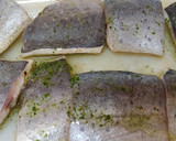 Foto del paso 2 de la receta: Llampuga o Pez Limón, en salsa de verduras mediterráneas