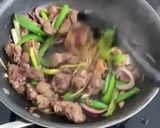 A picture of step 3 of Chicken Livers Stir Fried With Ginger.