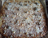 Foto del paso 5 de la receta: Pizza de coliflor con tres quesos y nueces