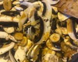 Gombapörkölt recept fázis 2 fotója