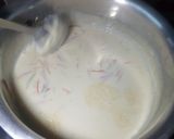 A picture of step 3 of Colored Vermicelli Custard With Banana Jelly Flavor.