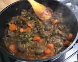 Une image de l'étape 15 de Sauté de sanglier aux carottes, céleri branche et tomate.