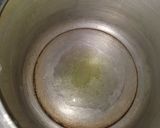 A picture of step 2 of Arhar dal.