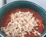Foto del paso 4 de la receta: Tostadas de Tinga de pollo