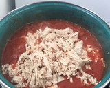 Foto del paso 4 de la receta: Tostadas de Tinga de pollo