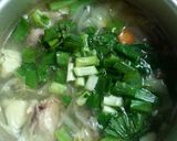Foto langkah ke 3 dari resep Sop Ayam Kampung Mpasi.