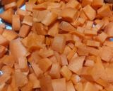 A picture of step 1 of Carrot Daliya.