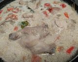 Foto langkah ke 5 dari resep Garang Asem Ayam Sederhana.