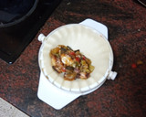 Foto del paso 4 de la receta: Empanadillas de pisto y pulpo adobado al horno
