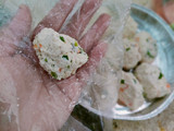 Sup Bola Tahu Spesial