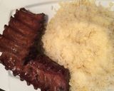 Foto del paso 5 de la receta: Costillas de cerdo al vino tinto y tostadas al ajo y oliva 