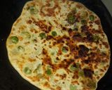 A picture of step 5 of Matar paratha.
