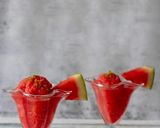 A picture of step 4 of Watermelon and vodka granita.
