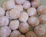 Foto langkah ke 5 dari resep Bola Salju.