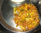 A picture of step 7 of Jalfrazie pulav.