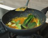 Foto langkah ke 3 dari resep Ayam Kemangi Pedas Khas Sunda Devina Hermawan.