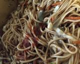 A picture of step 3 of Chow mein.