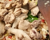 Foto langkah ke 4 dari resep Tumis ayam pedas.