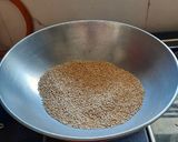 A picture of step 1 of તલની ચીકી.