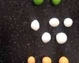 A picture of step 23 of Tri -Colour Cake.