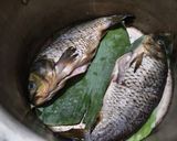 Foto langkah ke 5 dari resep Pepes Ikan Mas Tulang Lunak Praktis (Presto).