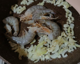 Foto langkah ke 1 dari resep Nasi Goreng Udang Saus Tomat.