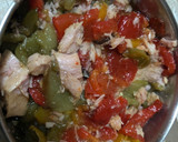 Foto del paso 1 de la receta: Hojaldre de pimientos con atún