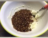 Foto del passaggio 1 della ricetta Dolcetti al cioccolato con cuore morbido (dolcetti del riciclo)
