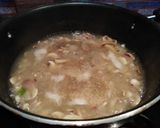 A picture of step 7 of Garlic Mushroom Soup.