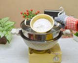 Foto langkah ke 1 dari resep Nastar Basah Bisa Pake Palmia Royal.