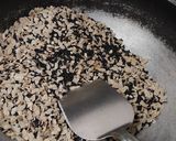 A picture of step 1 of Rice flakes ladoo.