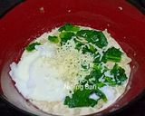 Foto langkah ke 4 dari resep Indomie telur kuah susu tabur keju.