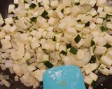 Foto del paso 1 de la receta Tortilla serrana de espinacas y calabacín