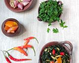 Foto langkah ke 5 dari resep Tumis Daun Kenikir Teri.