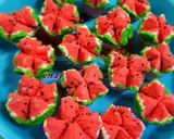 Foto langkah ke 4 dari resep Bolu kukus semangka.