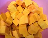 รูปขั้นตอนการทำที่ 1 ของ Roasted​ Butternut​ Squash​ ฟักทองบัตเตอร์​นัทย่าง