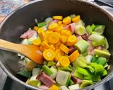 A picture of step 12 of Country Soup with Leeks, Carrots, Potatoes, and Bacon.
