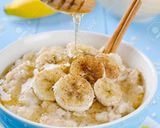 Foto del paso 3 de la receta: Rica avena con plátano miel y canela 🥞