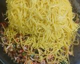 A picture of step 6 of Schezwan sauce noodles.