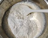 Foto langkah ke 2 dari resep Roti Sobek.